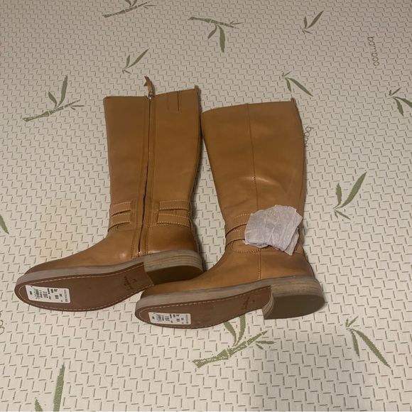 Brand New. Never worn. Sam Eldeman Boots - Picture 4 of 6